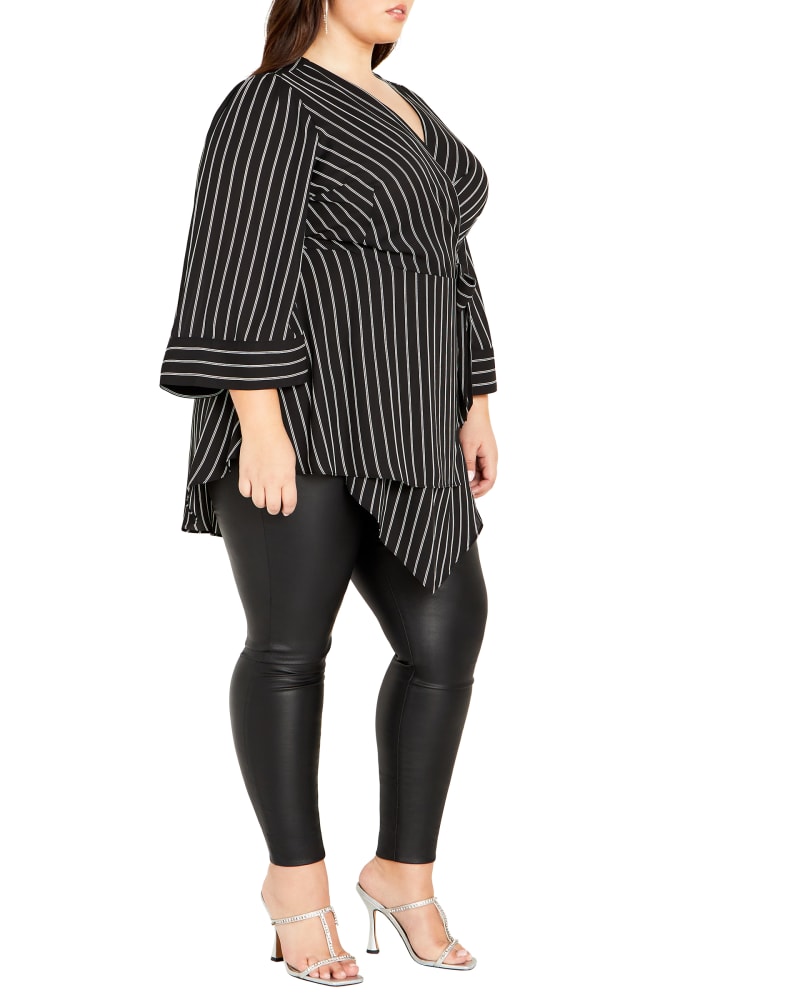 Front of a model wearing a size S TOP JEMMA in Black/White Stripe by City Chic. | dia_product_style_image_id:320248